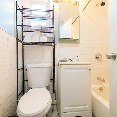 Mins To Nyc, Cosy 3 Bedroom Apartment Jersey City Exterior photo